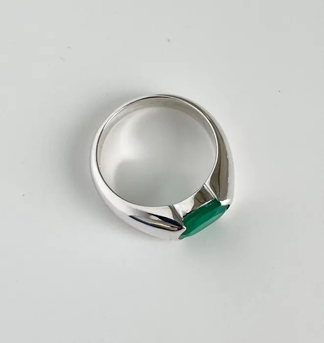 Capri Signet Ring - Green Onyx