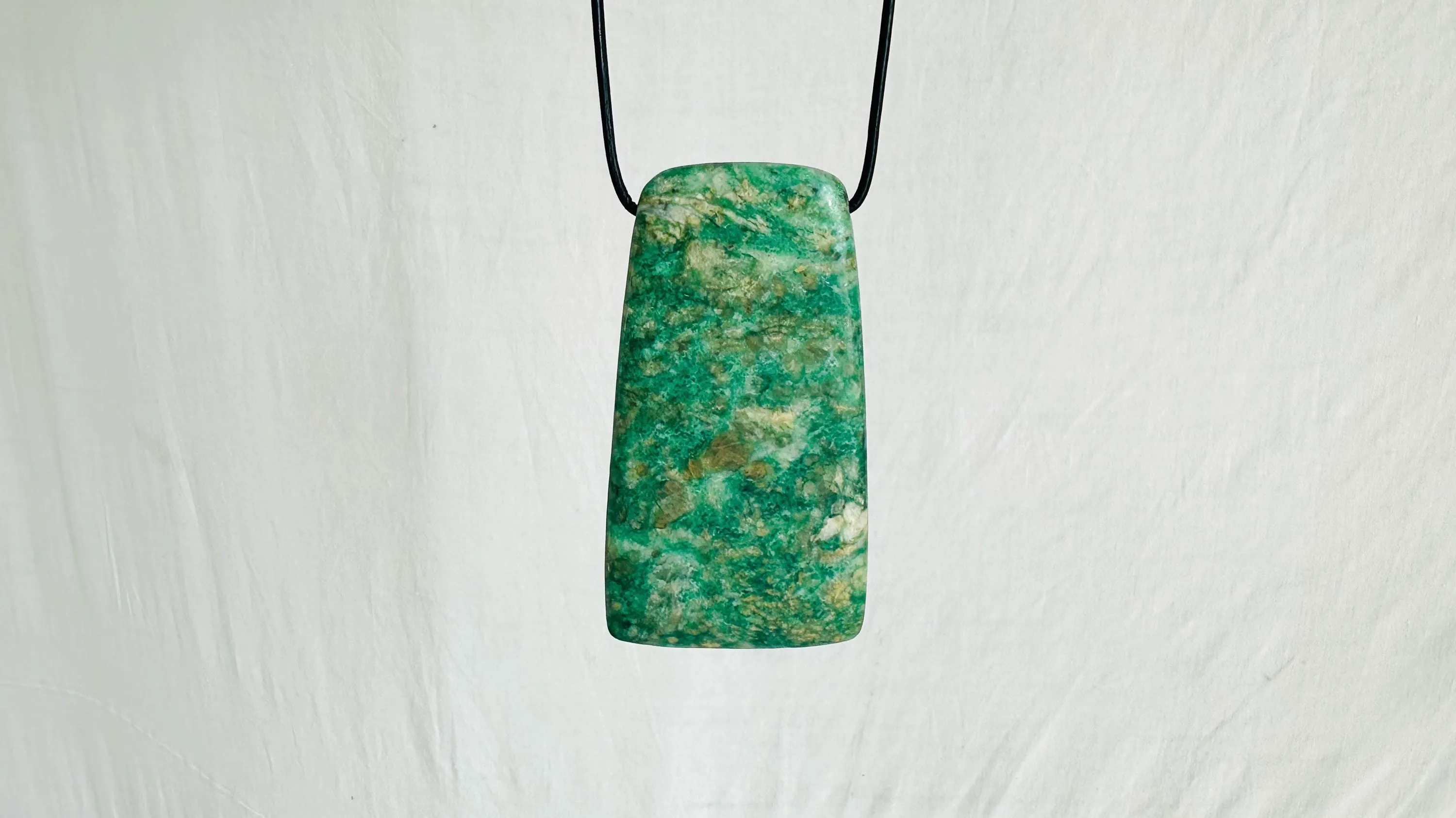 Mayan Green Jade Pendant. Hand-Carved Adze. Guatemala. 2639